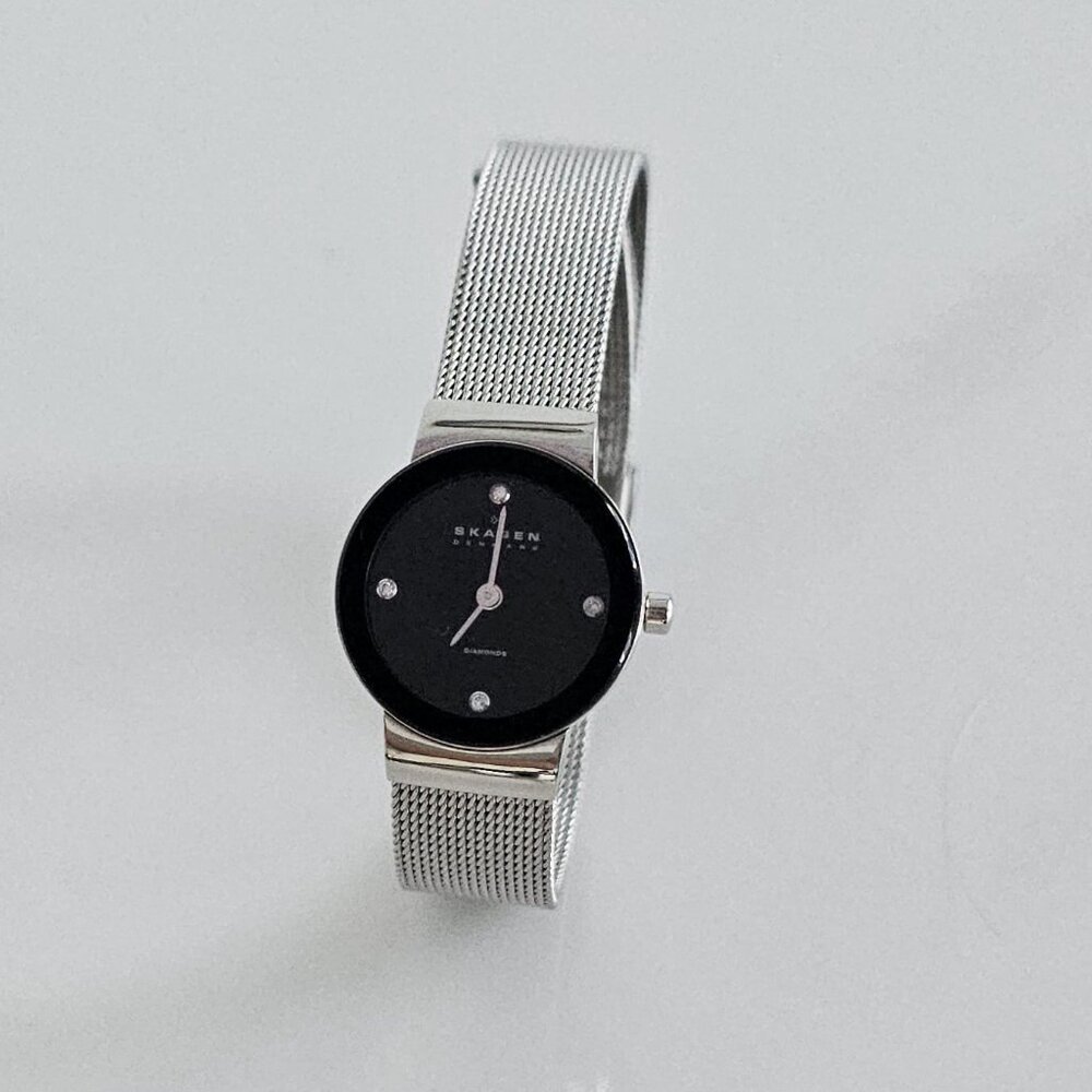 Skagen DIAMONDS Women's Watch!